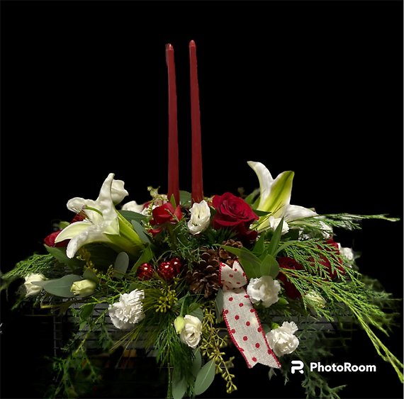 Christmas Centerpiece with 2 Candles