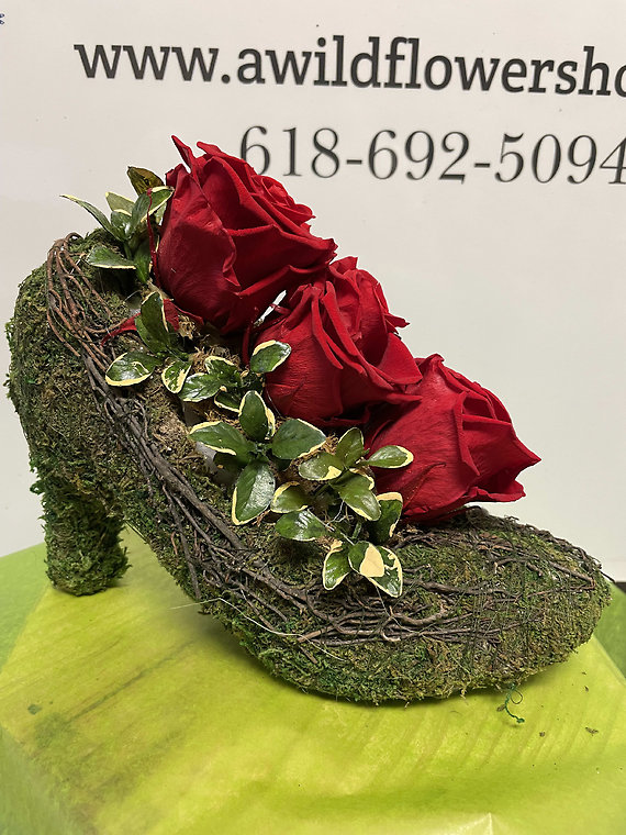 Moss Shoe with Preserved Roses