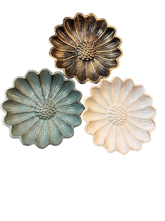 Cast Iron Daisy Trinket Dish