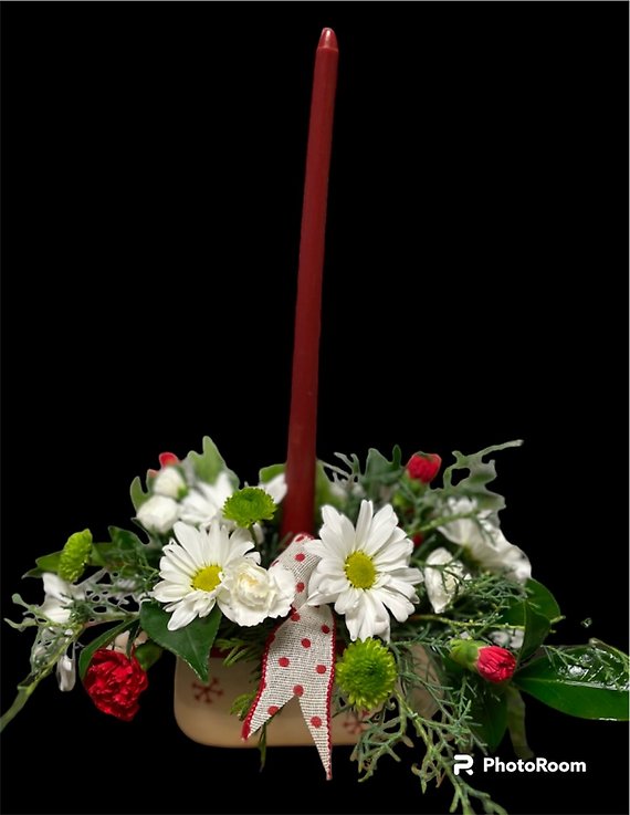 Adorable Christmas Centerpiece with 1 Candle